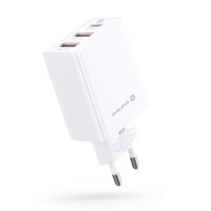 Adapter Evelatus  Evelatus Travel Charger EU Wall 3 Ports 32W USB-C / USB-A2 ETC06 White