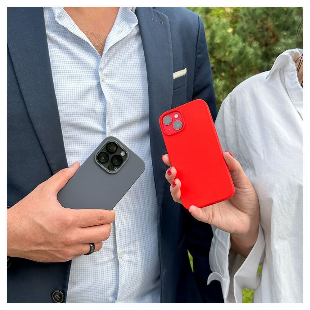 Back panel cover Evelatus Apple iPhone 15 Premium Soft Touch Silicone Case Red