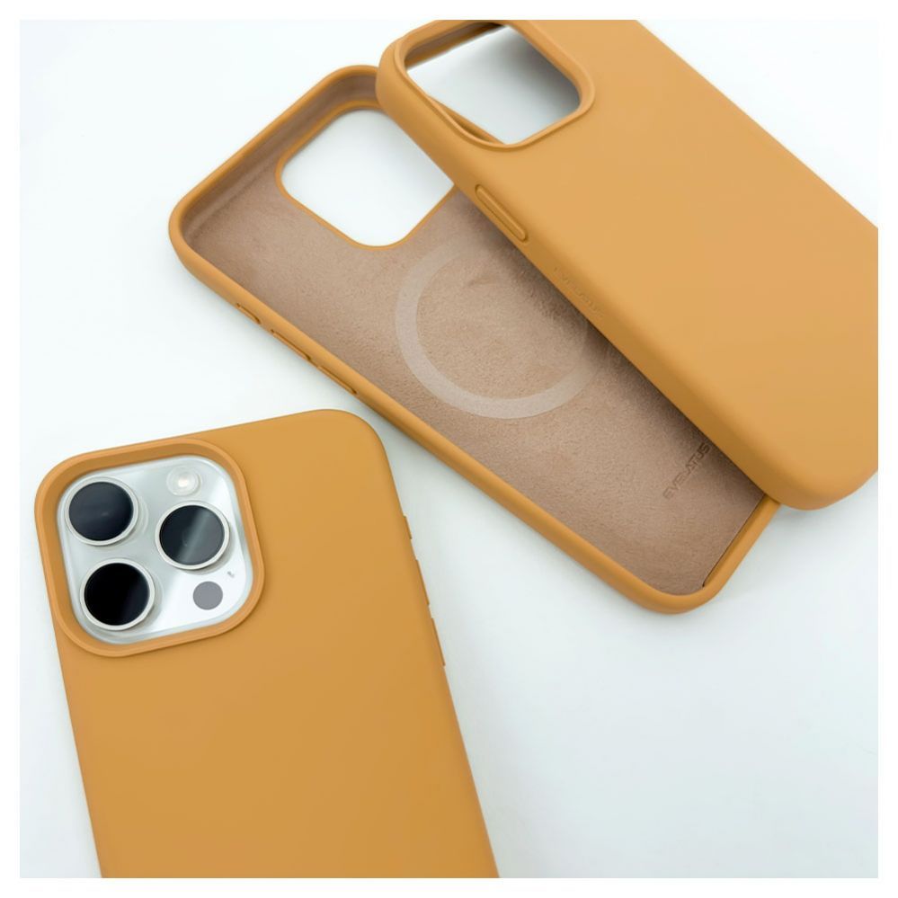 Back panel cover Evelatus Apple iPhone 15 Pro Premium Magsafe Soft Touch Silicone Case Gold