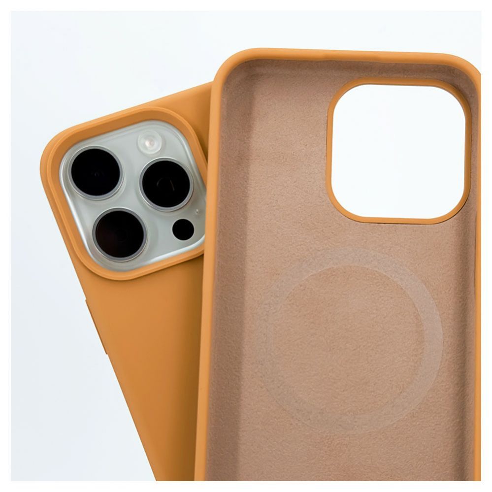 Back panel cover Evelatus Apple iPhone 15 Pro Premium Magsafe Soft Touch Silicone Case Gold