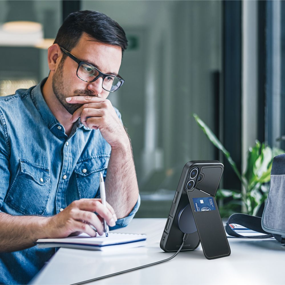 Tagakaaned Dux Ducis Dux Ducis Rafi II Mag Case with MagSafe for iPhone 16 - Black