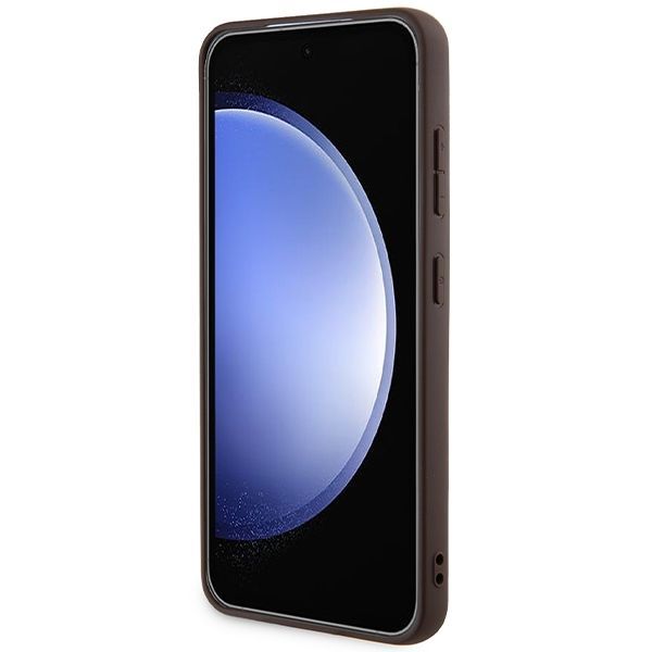 Tagakaaned Guess Brown