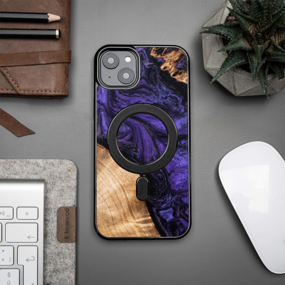 Tagakaaned Bewood Wood and resin case for iPhone 15 Plus MagSafe Bewood Unique Violet - purple and black