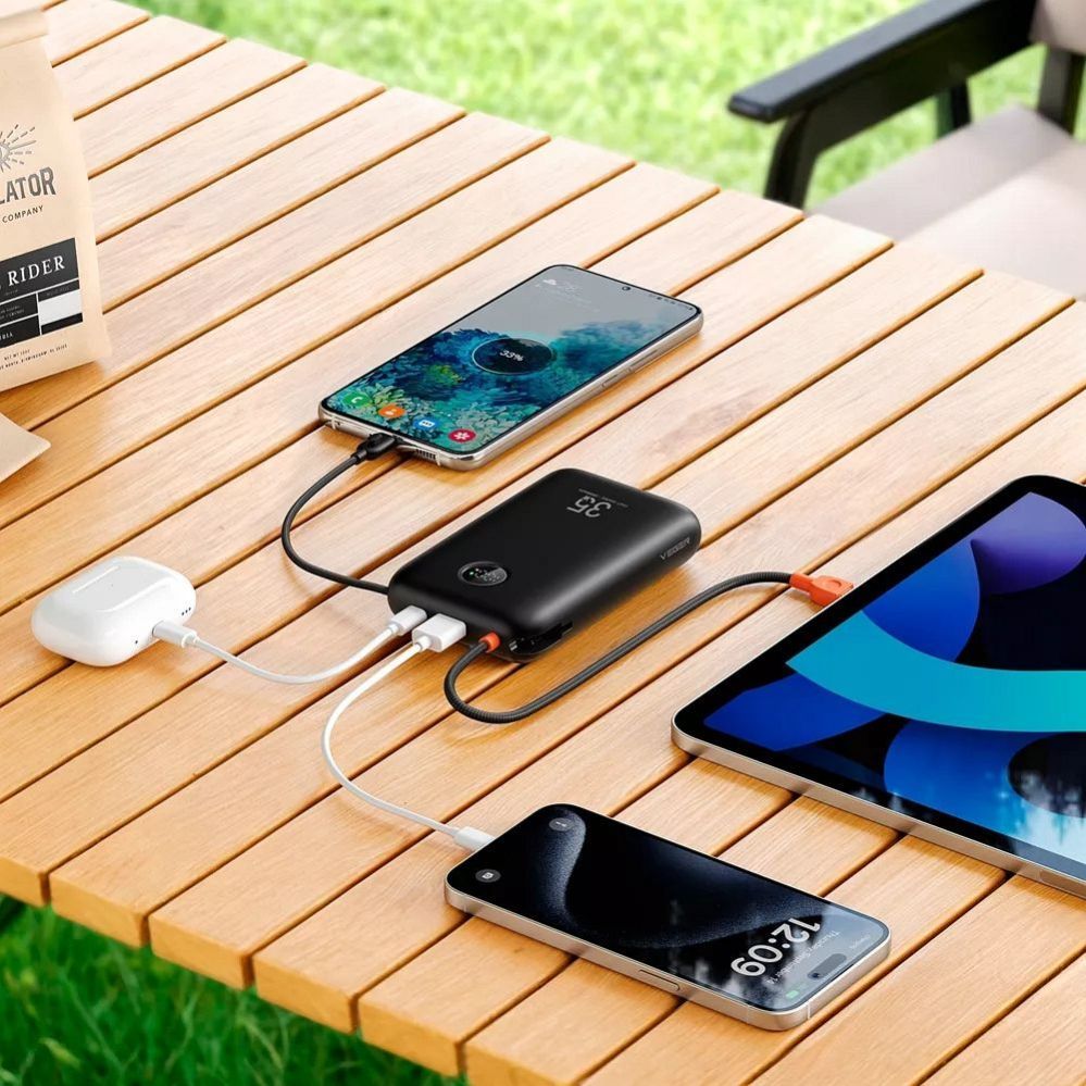 Väline aku Veger Powerbank Veger K2 (W2068) PD QC3.0 35W 20000 mAh with built-in Type C cables / Lightning black