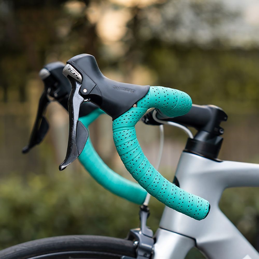 Bicycle accessory Rockbros Rockbros Handlebar Tape Perforated Silicone with Chameleon Effect - Purple