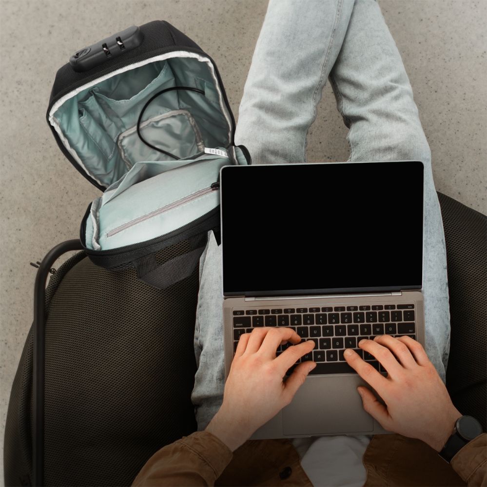 Somas un mugursomas Wozinsky Wozinsky Premium Single Shoulder Anti-Theft City Backpack with Organizer and USB - Black