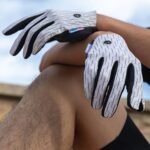 Dviračio priedas Rockbros  Rockbros sports gloves full spring-summer size S - white and black 