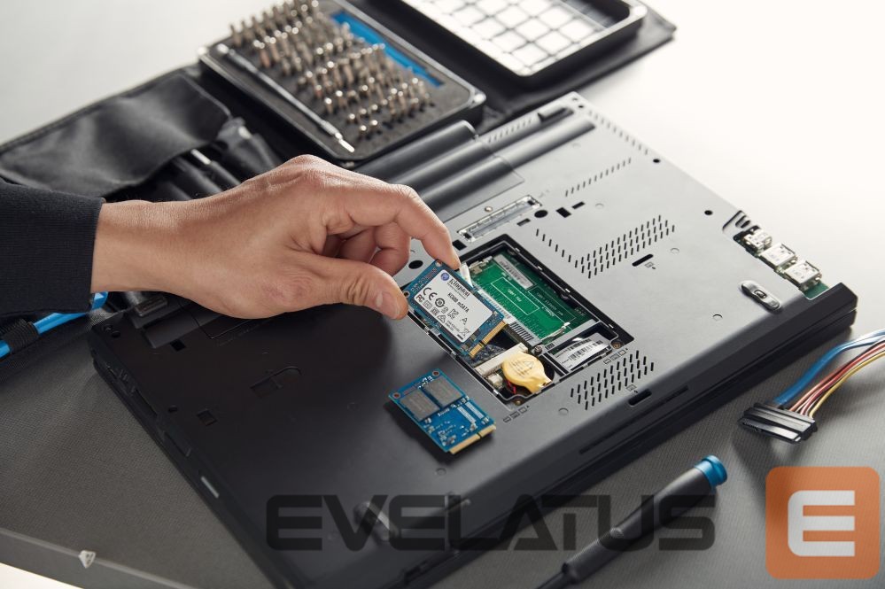 Kõvaketas SSD Kingston KC600 256 GB, SSD interface mSATA, Write speed 500 MB/s, Read speed 550 MB/s